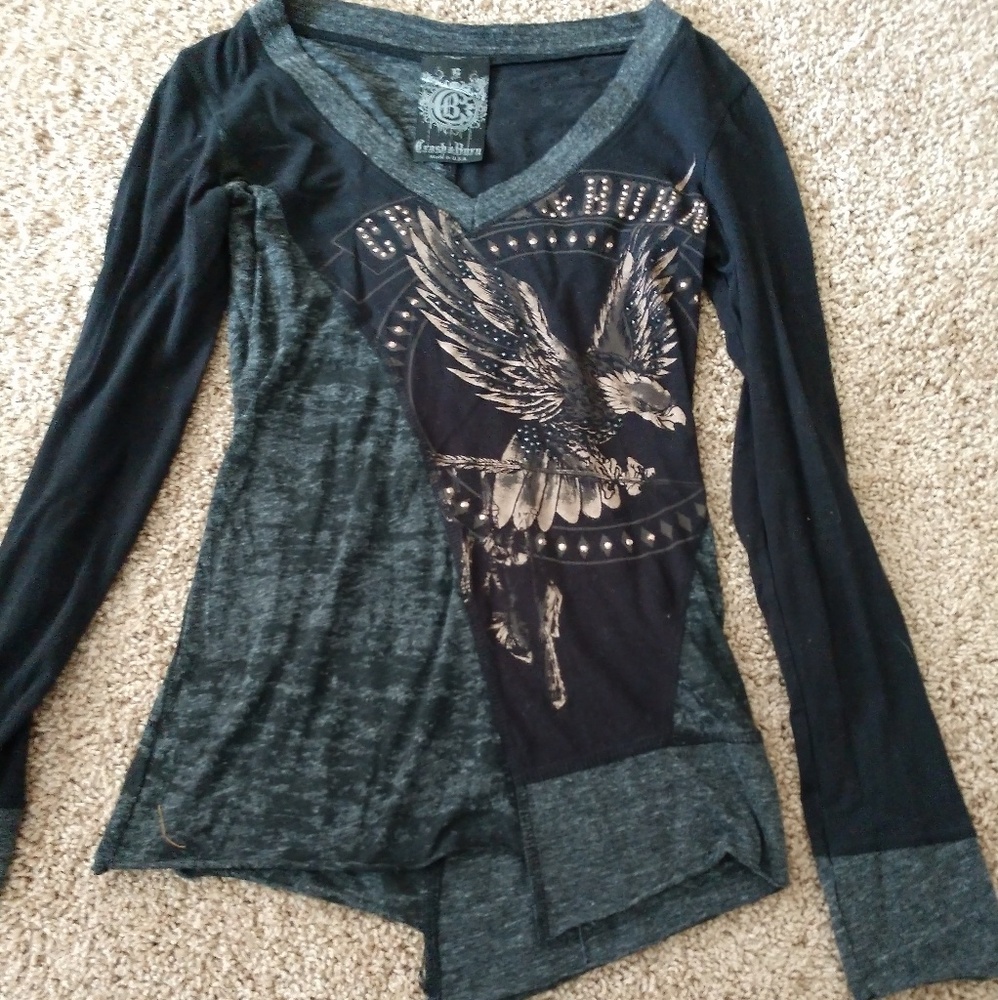 Crash & Burn V-neck Tee